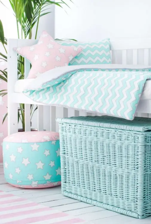Barnfilt, babypled, lekmata 80×100 chevron mint - Bild 4