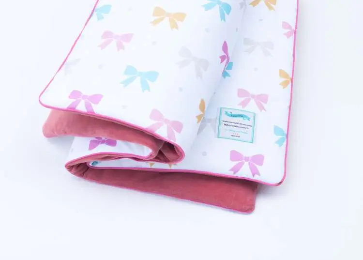 Barnfilt, babypled, lekmata 80×100 princess bows